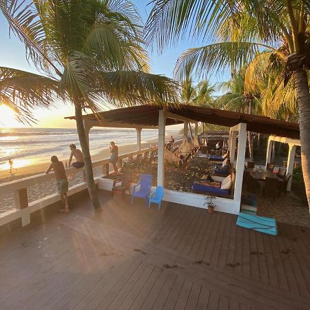 Solid Surf Camp Hostel Nicaragua Transito Екстериор снимка
