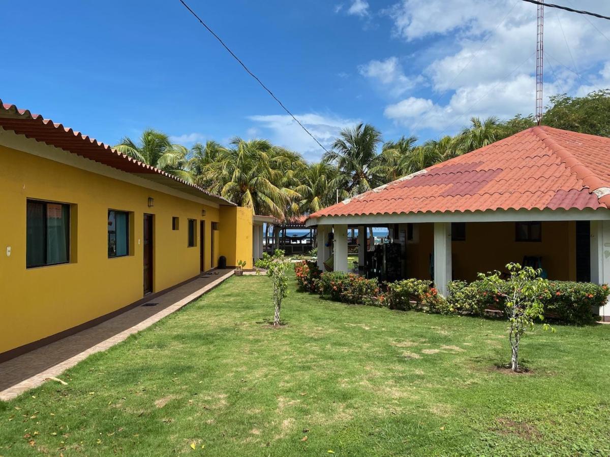 Solid Surf Camp Hostel Nicaragua Transito Екстериор снимка