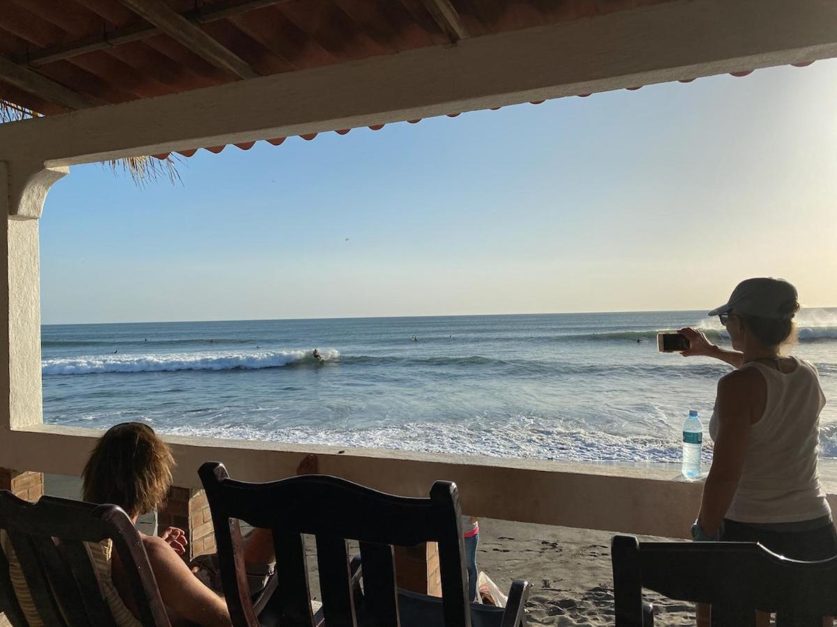 Solid Surf Camp Hostel Nicaragua Transito Екстериор снимка