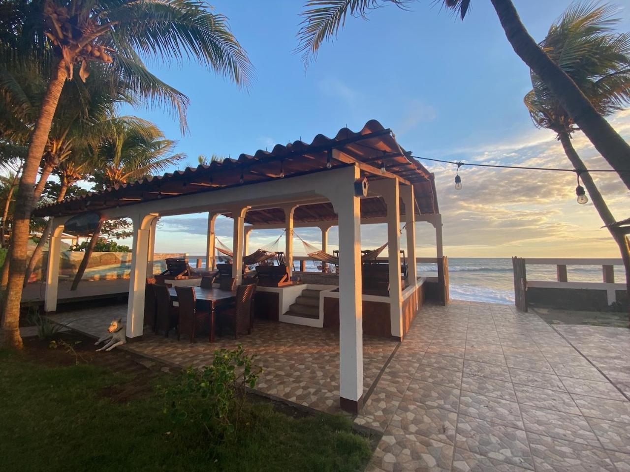 Solid Surf Camp Hostel Nicaragua Transito Екстериор снимка
